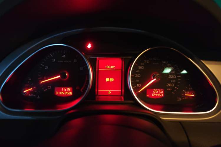 Used Audi Q7 2011 3.0 TFSI Ambition (200kW) Instrument Cluster