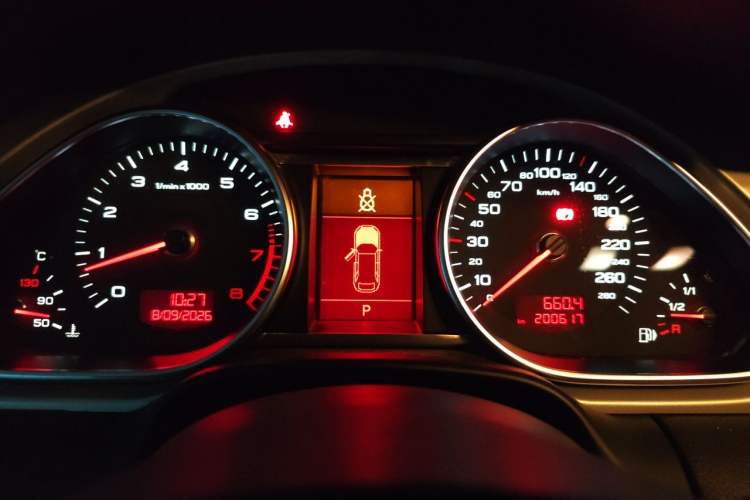 Used Audi Q7 2011 3.0 TFSI Technology (200kW) Instrument Cluster