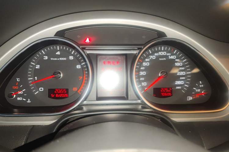 Used Audi Q7 2011 3.0 TFSI Ambition (200kW) Instrument Cluster