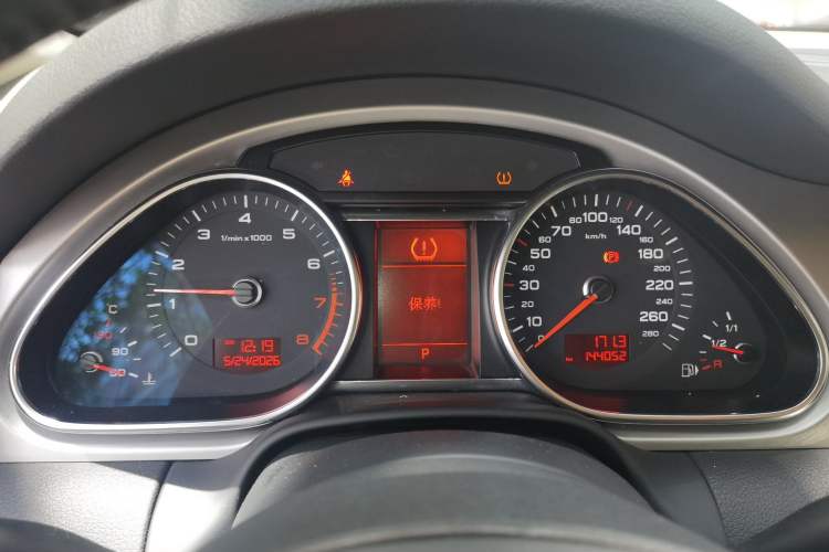Used Audi Q7 2011 3.0 TFSI Ambition (200kW) Instrument Cluster