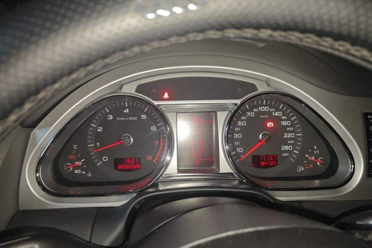 Used Audi Q7 2011 3.0 TFSI Ambition (200kW) Instrument Cluster