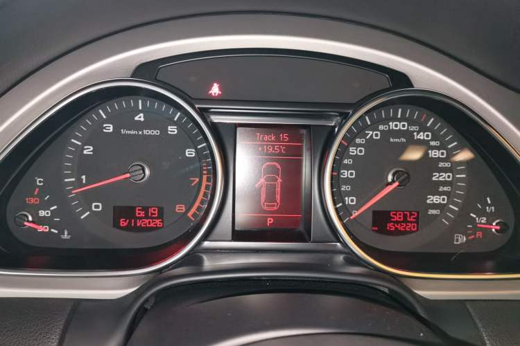 Used Audi Q7 2011 3.0 TFSI Comfort Model (245kW) Instrument Cluster