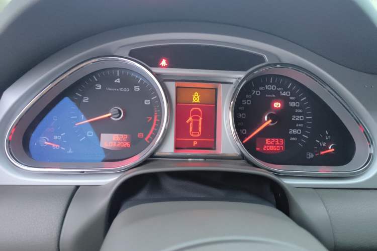 Used Audi Q7 2011 3.0 TFSI Ambition (200kW) Instrument Cluster