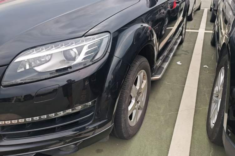 Used Audi Q7 2011 3.0 TFSI Ambition (200kW) Left Front Headlight
