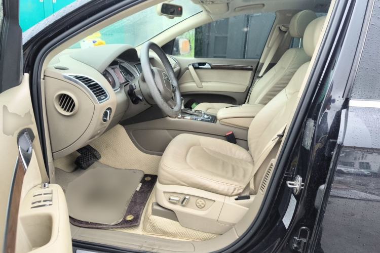 Used Audi Q7 2011 3.0 TFSI Ambition (200kW) Left Front Seat