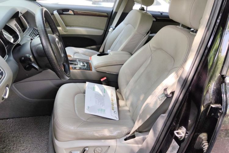 Used Audi Q7 2011 3.0 TFSI Technology (200kW) Left Front Seat