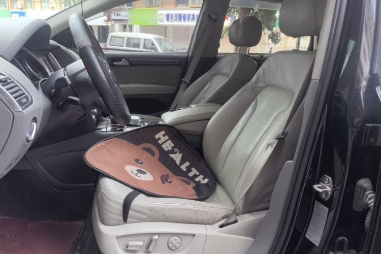 Used Audi Q7 2011 3.0 TFSI Technology (200kW) Left Front Seat