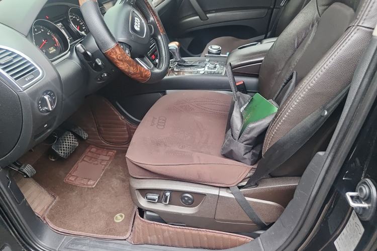 Used Audi Q7 2011 3.0 TFSI Ambition (200kW) Left Front Seat