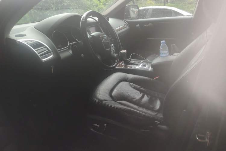 Used Audi Q7 2011 3.0 TFSI Comfort (200kW) Left Front Seat