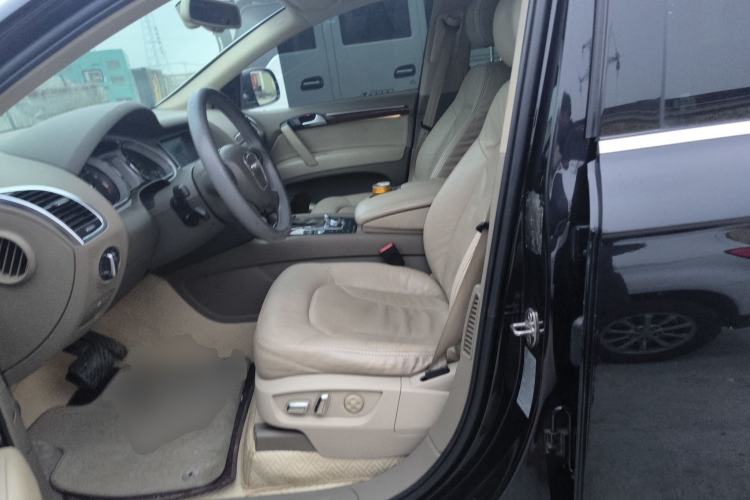 Used Audi Q7 2011 3.0 TFSI Ambition (200kW) Left Front Seat