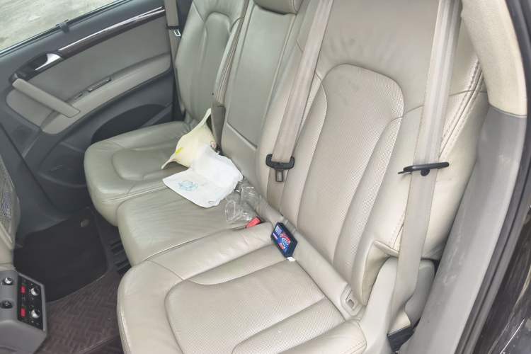 Used Audi Q7 2011 3.0 TFSI Comfort (200kW) Left Rear Seat