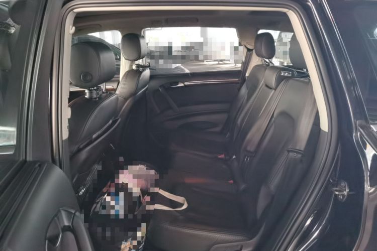 Used Audi Q7 2011 3.0 TFSI Comfort Model (245kW) Left Rear Seat