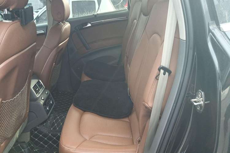 Used Audi Q7 2011 3.0 TFSI Comfort (200kW) Left Rear Seat
