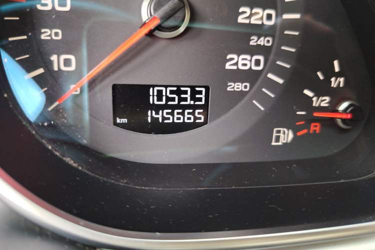 Used Audi Q7 2011 3.0 TFSI Technology Model (245kW) Odometer Close Up