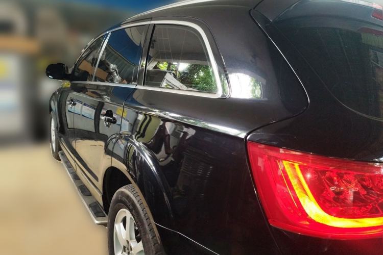 Used Audi Q7 2011 3.0 TFSI Technology (200kW) Rear Left 45 Deg