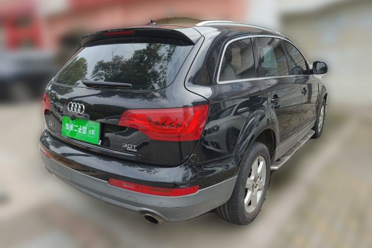 Used Audi Q7 2011 3.0 TFSI Ambition (200kW) Rear Right 45 Deg