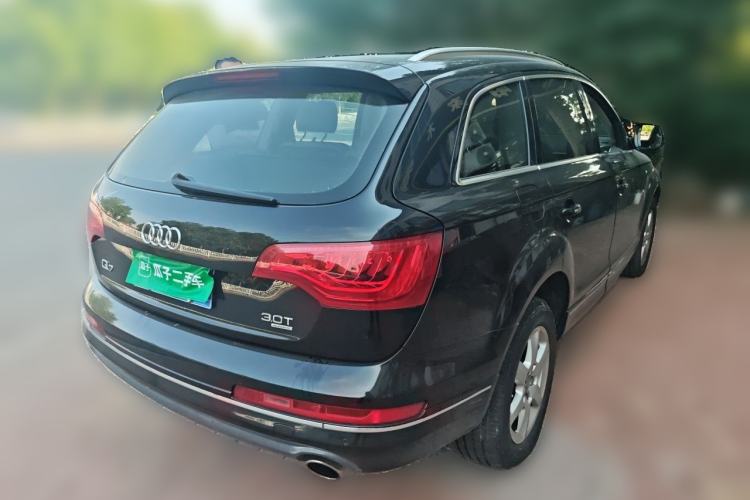 Used Audi Q7 2011 3.0 TFSI Technology Model (245kW) Rear Right 45 Deg