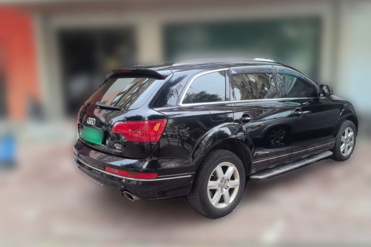 Used Audi Q7 2011 3.0 TFSI Technology (200kW) Rear Right 45 Deg