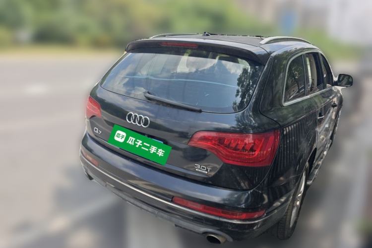 Used Audi Q7 2011 3.0 TFSI Technology (200kW) Rear Right 45 Deg