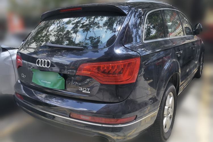 Used Audi Q7 2011 3.0 TFSI Ambition (200kW) Rear Right 45 Deg