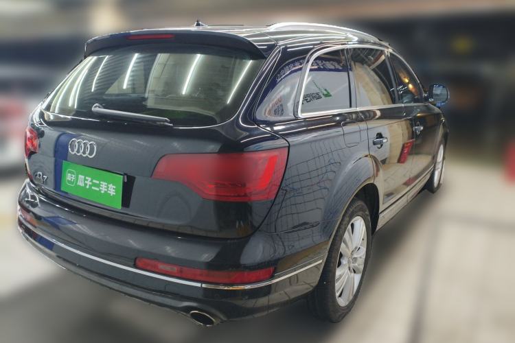 Used Audi Q7  Rear Right 45 Deg