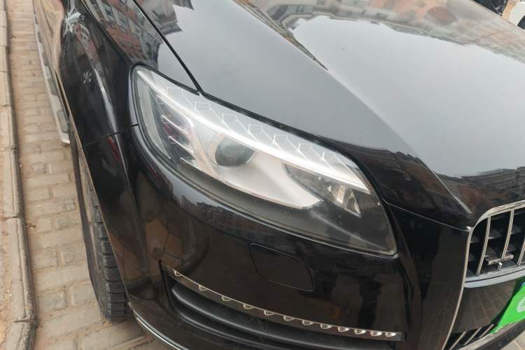 Used Audi Q7 2011 3.0 TFSI Ambition (200kW) Right Front Headlight