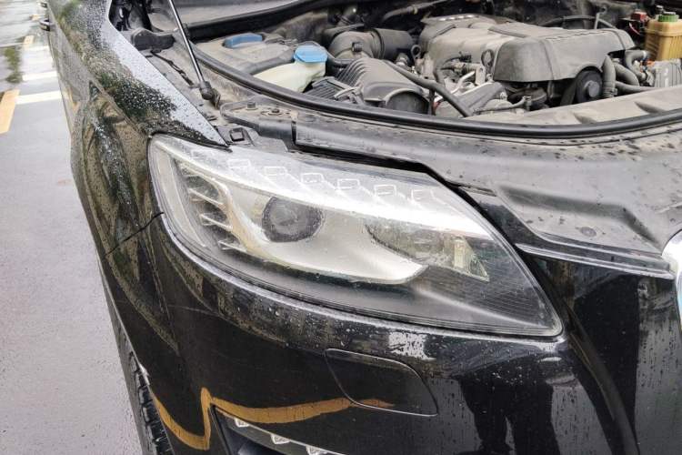 Used Audi Q7 2011 3.0 TFSI Ambition (200kW) Right Front Headlight