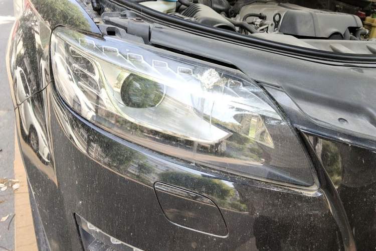 Used Audi Q7 2011 3.0 TFSI Technology (200kW) Right Front Headlight