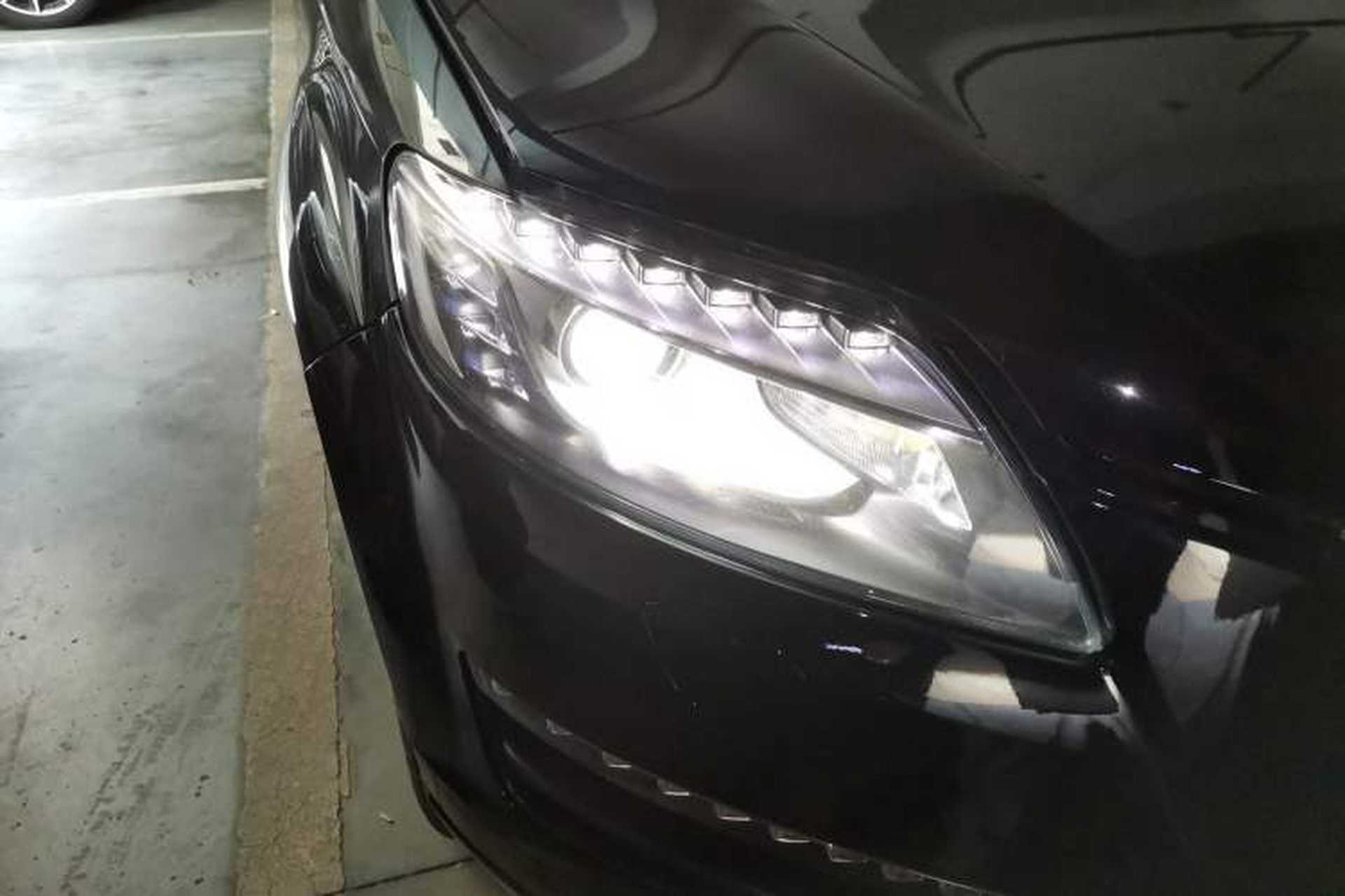 Used Audi Q7 2011 3.0 TFSI Comfort (200kW) Right Front Headlight