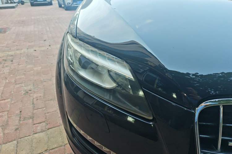 Used Audi Q7 2011 3.0 TFSI Technology Model (245kW) Right Front Headlight