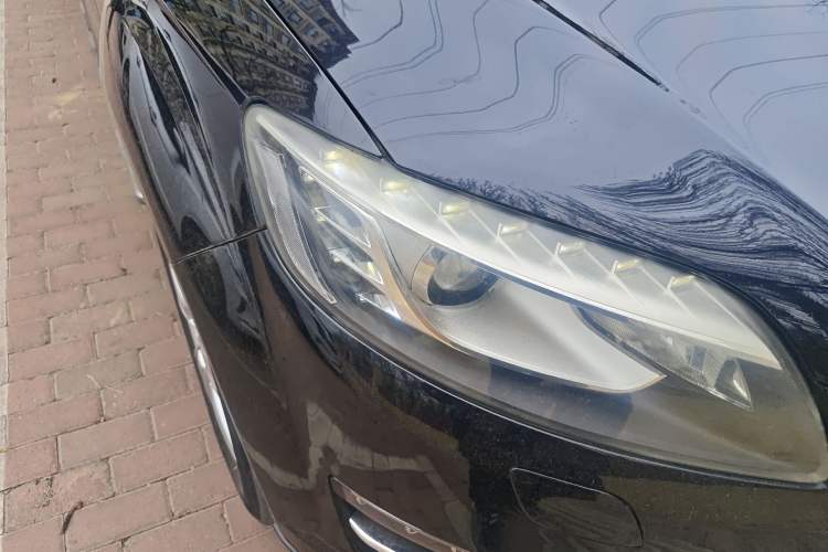 Used Audi Q7 2011 3.0 TFSI Ambition (200kW) Right Front Headlight