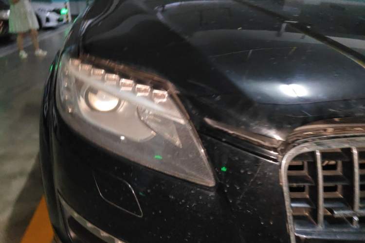 Used Audi Q7 2011 3.0 TFSI Ambition (200kW) Right Front Headlight