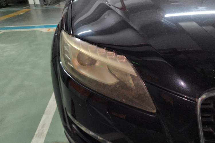 Used Audi Q7 2011 3.0 TFSI Technology (200kW) Right Front Headlight