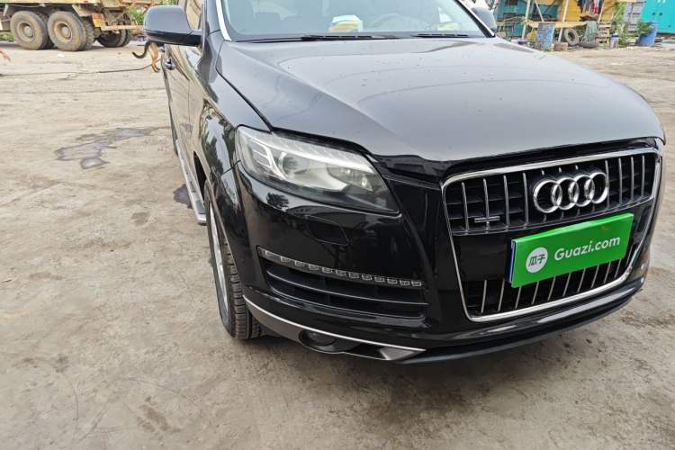 Used Audi Q7 2011 3.0 TFSI Ambition (200kW) Right Front Headlight