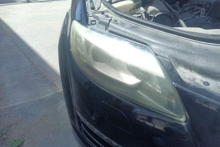 Used Audi Q7 2011 3.0 TFSI Ambition (200kW) Right Front Headlight