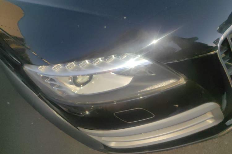Used Audi Q7 2011 3.0 TFSI Comfort (200kW) Right Front Headlight