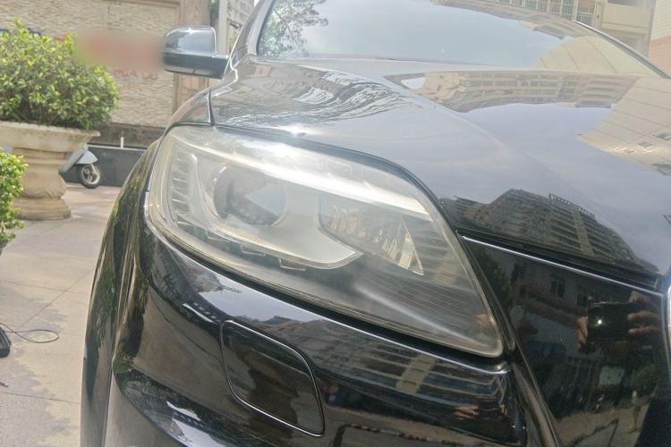 Used Audi Q7 2011 3.0 TFSI Technology (200kW) Right Front Headlight