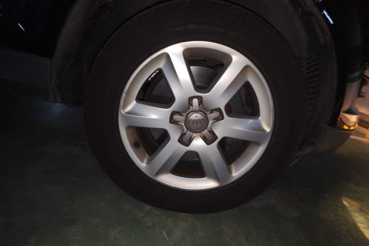 Used Audi Q7 2011 3.0 TFSI Ambition (200kW) Right Front Wheel Hub