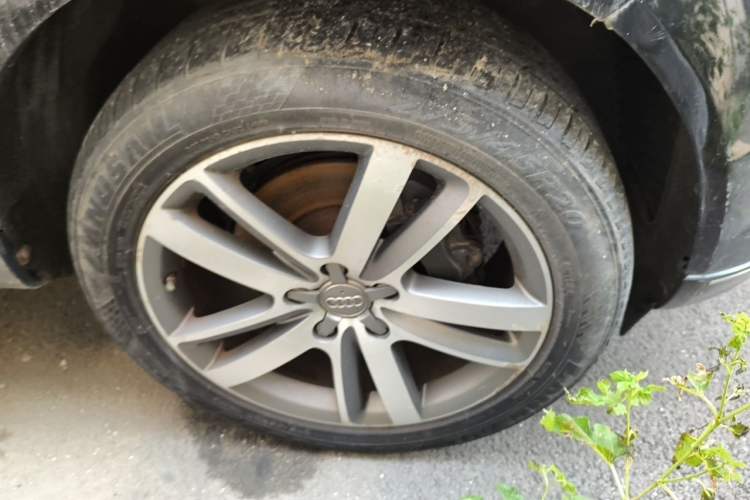 Used Audi Q7 2011 3.0 TFSI Technology (200kW) Right Front Wheel Hub