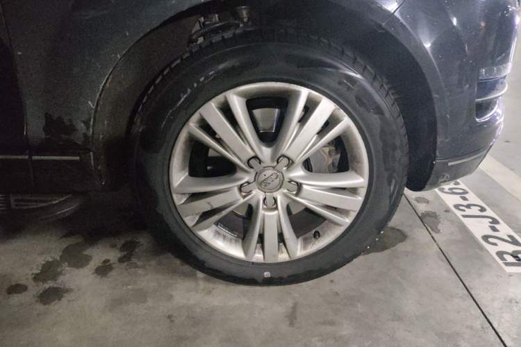 Used Audi Q7 2011 3.0 TFSI Comfort (200kW) Right Front Wheel Hub