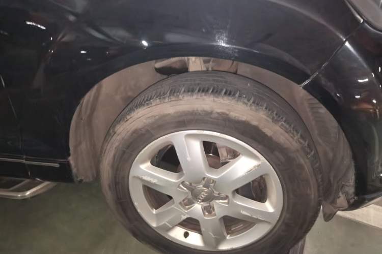 Used Audi Q7 2011 3.0 TFSI Technology (200kW) Right Front Wheel Hub