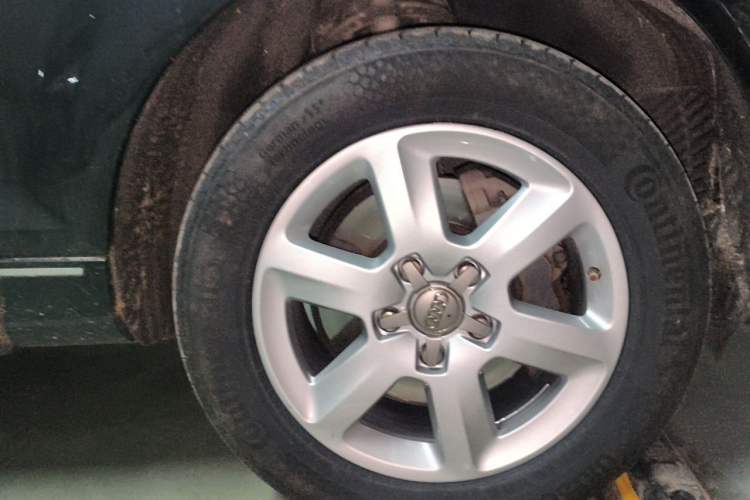 Used Audi Q7 2011 3.0 TFSI Technology (200kW) Right Front Wheel Hub