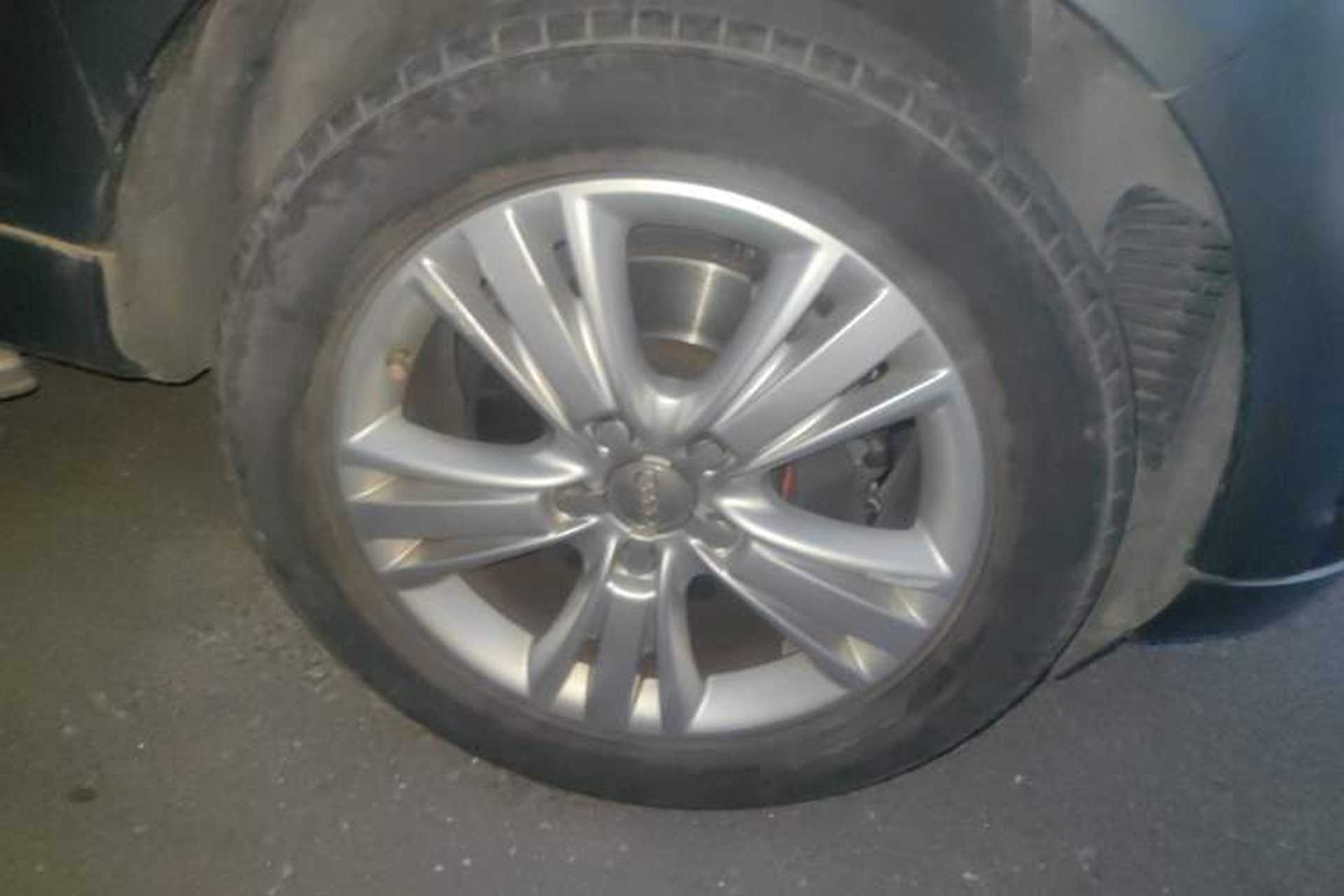 Used Audi Q7 2011 3.0 TFSI Comfort (200kW) Right Front Wheel Hub