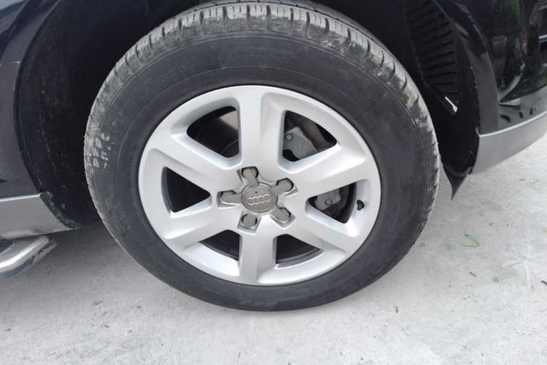 Used Audi Q7 2011 3.0 TFSI Ambition (200kW) Right Front Wheel Hub