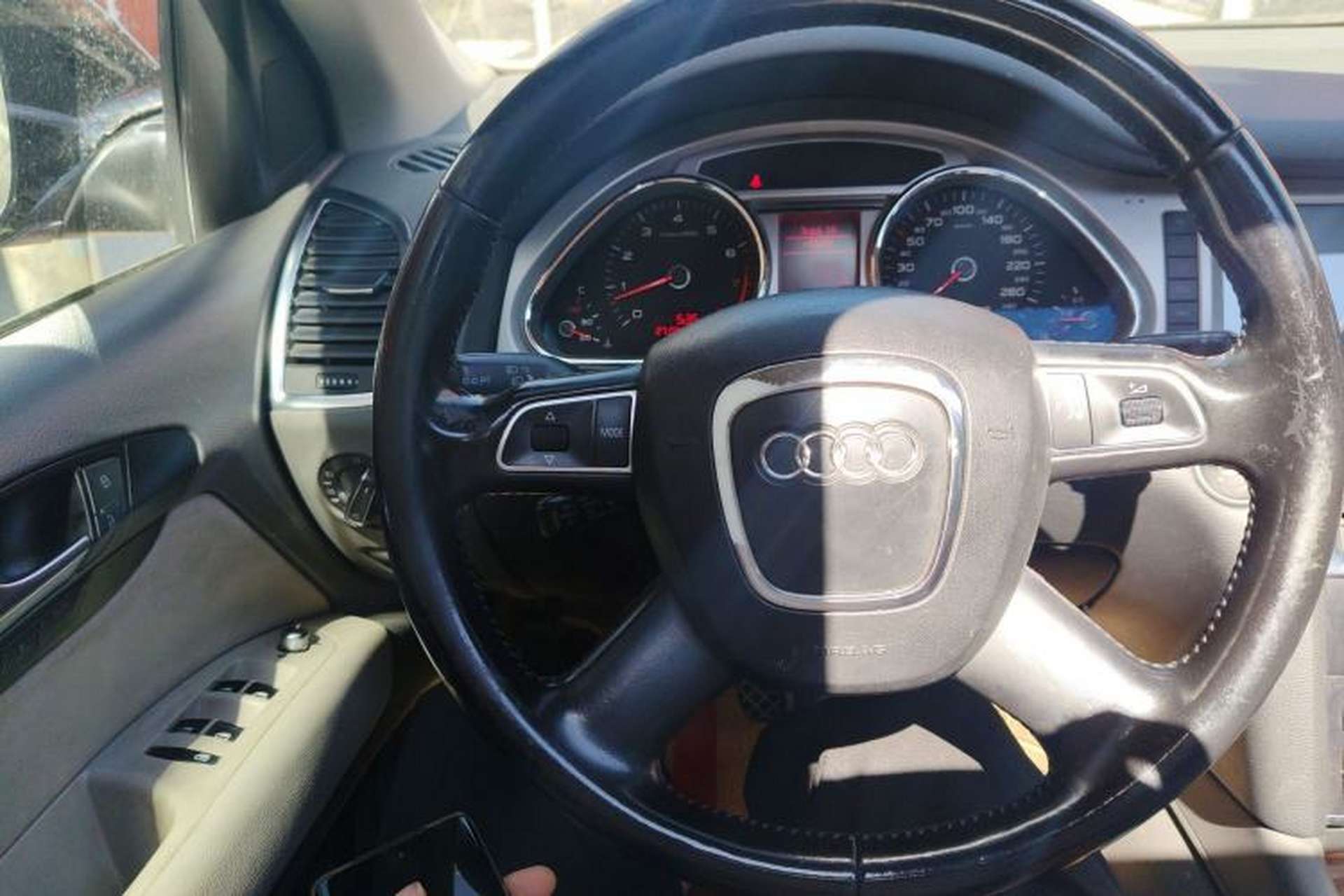 Used Audi Q7 2011 3.0 TFSI Ambition (200kW) Steering Wheel