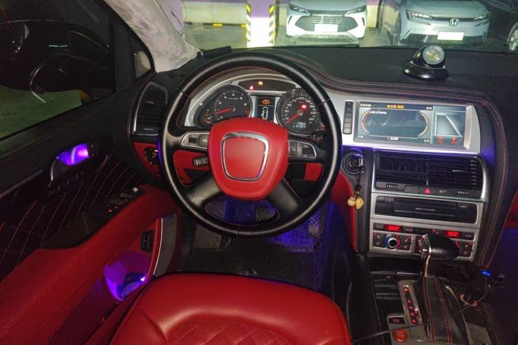 Used Audi Q7 2011 3.0 TFSI Ambition (200kW) Steering Wheel