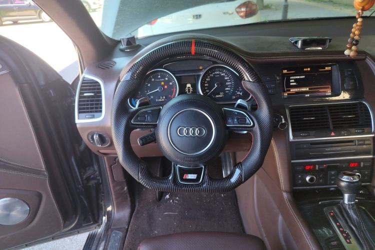 Used Audi Q7 2011 3.0 TFSI Comfort (200kW) Steering Wheel