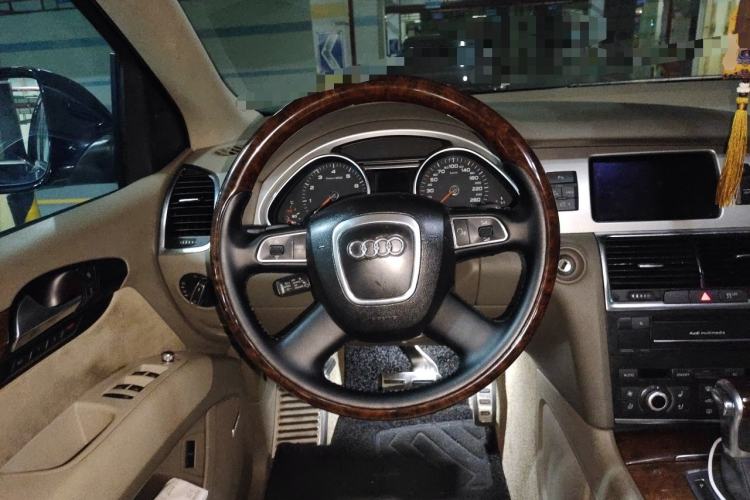 Used Audi Q7 2011 3.0 TFSI Technology (200kW) Steering Wheel
