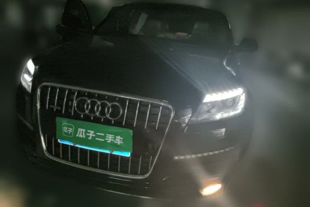 Ojetý Audi Q7 2011 3.0 TFSI Technology Model (245kW)