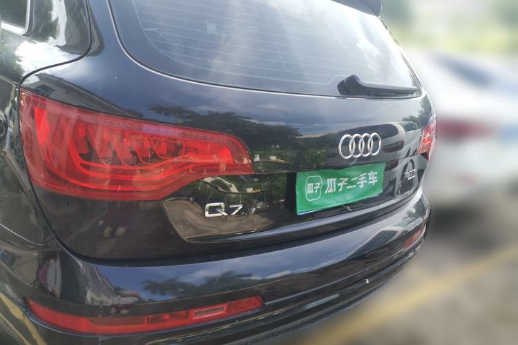 Used Audi Q7 2011 3.0 TFSI Comfort Model (245kW) Trunk